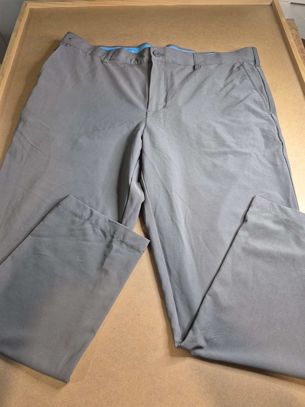 Men's Gray Performance Chino Pants 4586/7